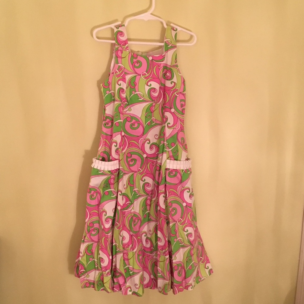 Spring/summer girls swirly dress